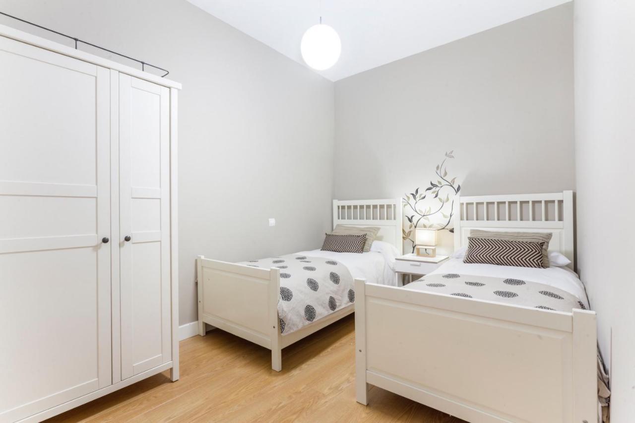 Apartamento Prado III En Madrid Luaran gambar